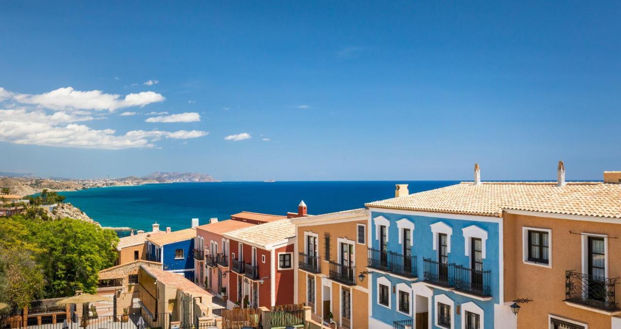 Occidental Pueblo Acantilado إل كامبيلو المظهر الخارجي الصورة