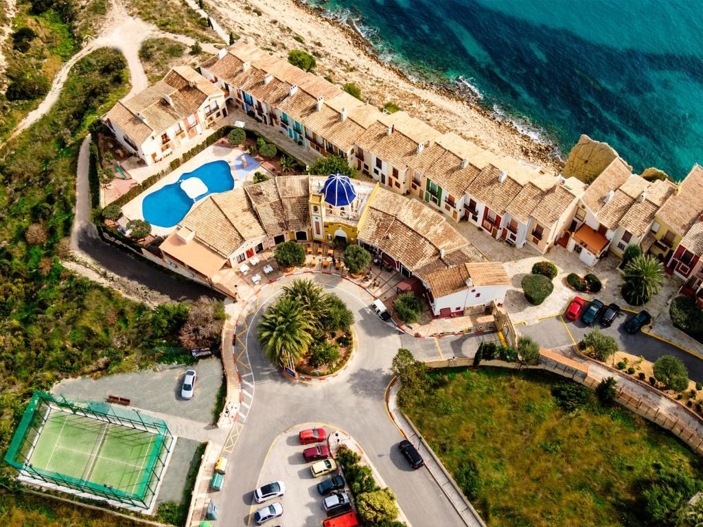 Occidental Pueblo Acantilado إل كامبيلو المظهر الخارجي الصورة